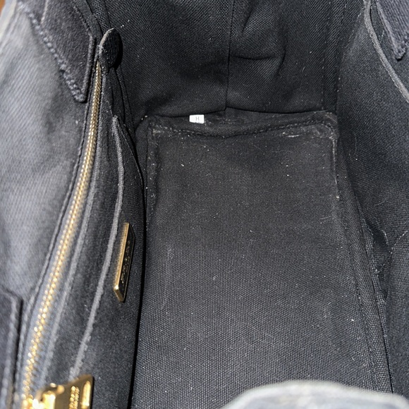 Authentic Prada small tote - Picture 7 of 11